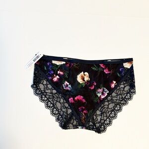 Soma Hipster Panty with Enchanting Lace in Fleur Ever